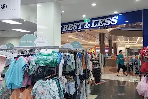 Best&Less image