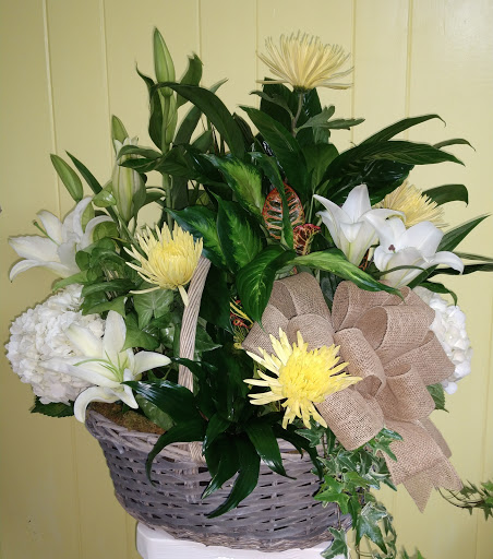 Florist «Mystical Gardens Flower Shop/Palmetto Florist», reviews and photos, 4576 New Jesup Hwy, Brunswick, GA 31520, USA
