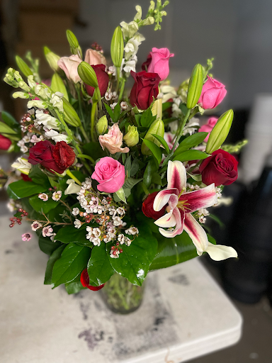 Florist «Crouch Florist & Gift», reviews and photos, 7200 Kingston Pike, Knoxville, TN 37919, USA