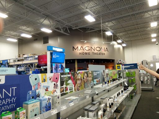 Electronics Store «Best Buy», reviews and photos, 5651 S Service Rd, St Peters, MO 63376, USA