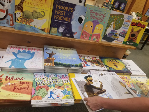 Book Store «Barnes & Noble», reviews and photos, 65 E Marketview Dr, Champaign, IL 61820, USA