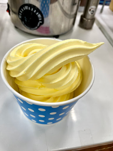 Frozen Yogurt Shop «Just Chill Frozen Desserts & Creperie», reviews and photos, 47 Main St, Clinton, NJ 08809, USA