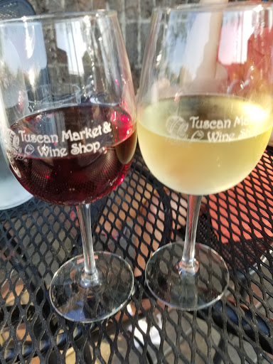 Gastropub «Tuscan Market & Wine Shop», reviews and photos, 141 W Wing St, Arlington Heights, IL 60005, USA