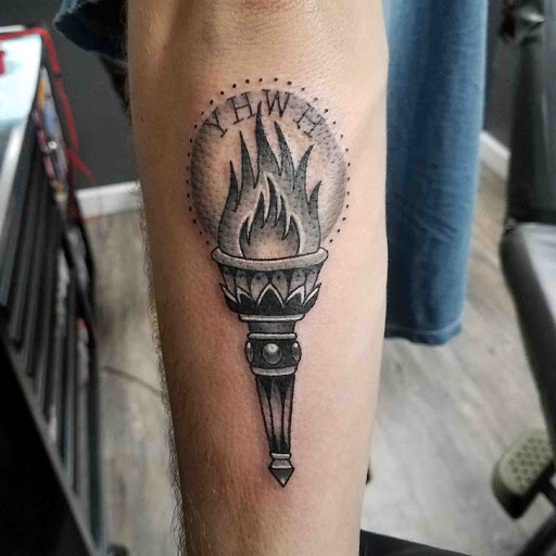 Explore hammer tattoo ideas, creative tattoo ideas in Pineville, available at Black Cloud Tattoo and Piercing