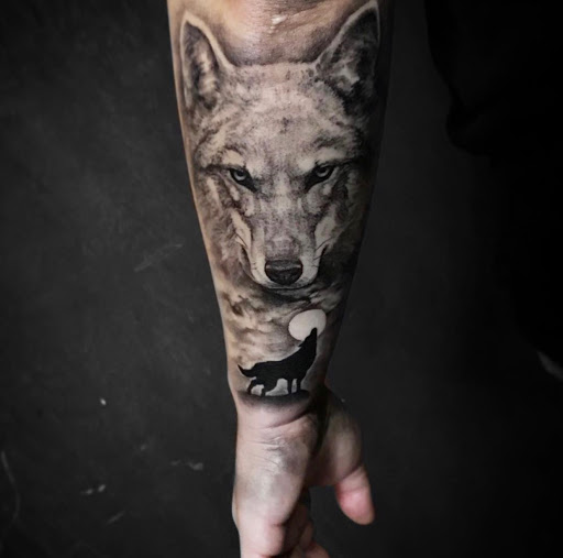 Explore knee surgery tattoo ideas, creative tattoo ideas in Fort Lauderdale, available at Magik 5 Tattoo