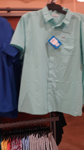 Sportswear Store «Columbia Sportswear Outlet», reviews and photos, 6800 Oxon Hill Rd #600, Oxon Hill, MD 20745, USA