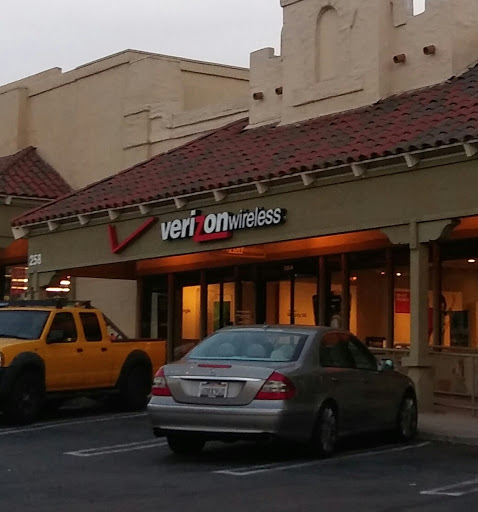 Cell Phone Store «Verizon», reviews and photos, 258 N El Camino Real a, Encinitas, CA 92024, USA