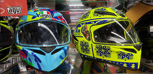 Motorcycle Parts Store «Cycle Gear», reviews and photos, 5032 E Colonial Dr, Orlando, FL 32803, USA