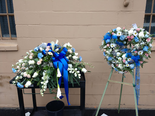 Florist «Village Flowers & Gifts», reviews and photos, 527 W Lodi Ave, Lodi, CA 95242, USA