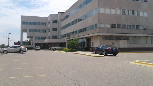 Medical diagnostic imaging center Warren