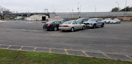 Public Golf Course «Clearview Park Golf Course», reviews and photos, 202-12 Willets Point Blvd, Queens, NY 11360, USA