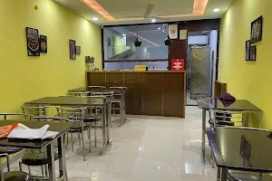 leela cafe & fastfood image