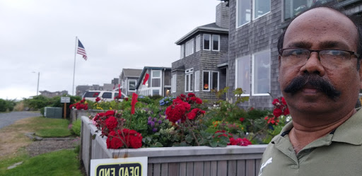 Grocery Store «Theresa Family Market», reviews and photos, 1170 S Hemlock St, Cannon Beach, OR 97110, USA