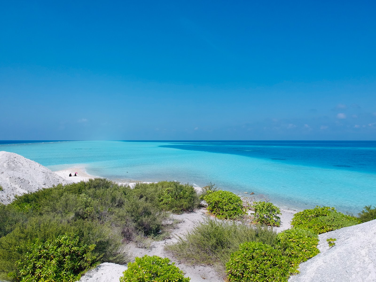 Foto von Velifaru island Beach wilde gegend