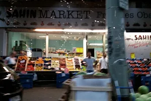 Sahin Market image