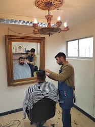 Chamal Barber