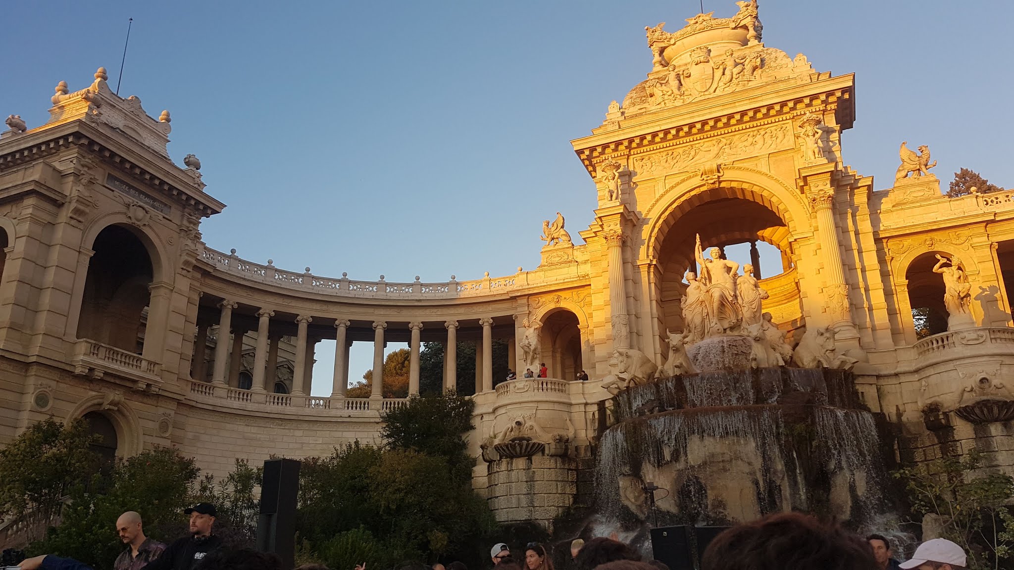 Photo n° 2 de l'avis de DJ.i fait le 10/10/2019 à 15:10