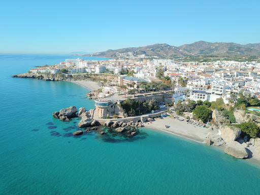 Sm Servicios Inmobiliarios - C. Almte. Ferrándiz, 62, 29780 Nerja, Málaga, España