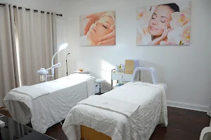 Mariah Beauty Services image