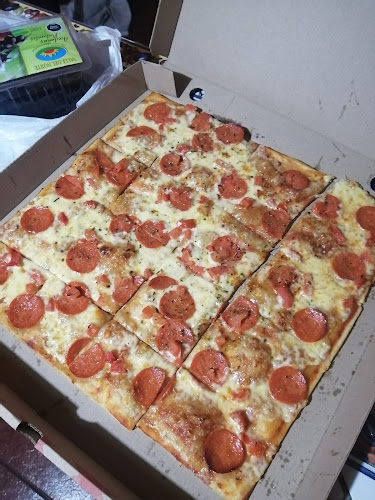 Opiniones de Pizzería Artesanal Delivery QUADRATO PIZZA en Calama - Pizzeria