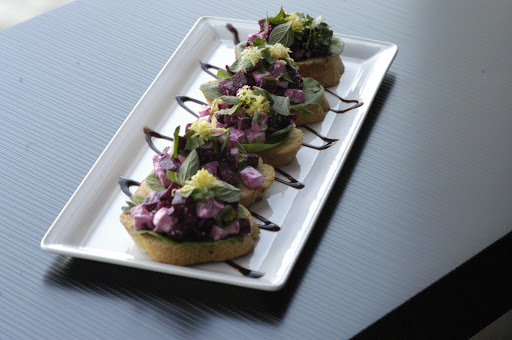 Movie Theater «ShowPlace ICON Theatres at Roosevelt Collection with ICON•X - Chicago», reviews and photos, 1011 S Delano Ct, Chicago, IL 60605, USA