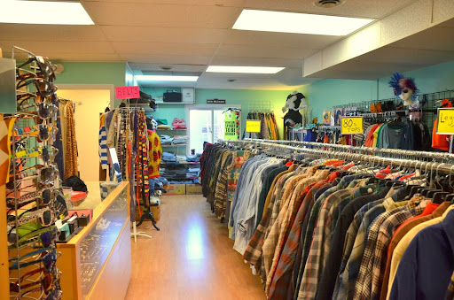 Vintage Clothing Store «Downtown Threads», reviews and photos, 108 Church St, Burlington, VT 05401, USA