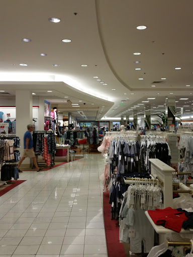 The Shops at Palm Desert image