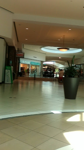 Shopping Mall «Charlottesville Fashion Square», reviews and photos, 1600 Rio Rd E, Charlottesville, VA 22901, USA