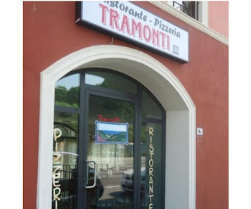 Pizzeria Ristorante Tramonti Via Milano, 6/A, 26100 Cremona CR, Italia