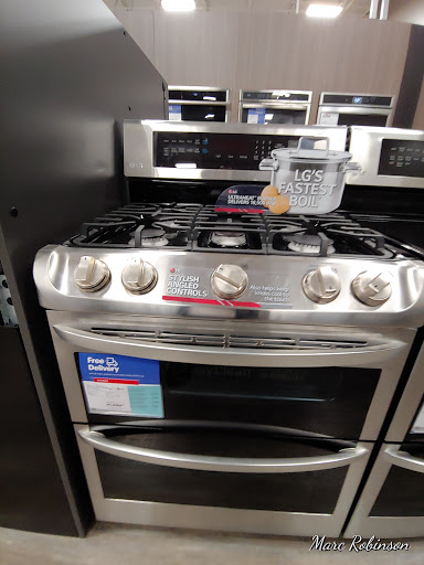 Electronics Store «Best Buy», reviews and photos, 5800 Britton Pkwy, Dublin, OH 43016, USA