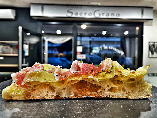 Pizzeria SacroGrano in Magliano de Marsi, Provincia dellAquila