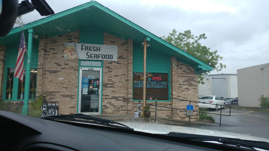 Emerald Isle Seafood 32536