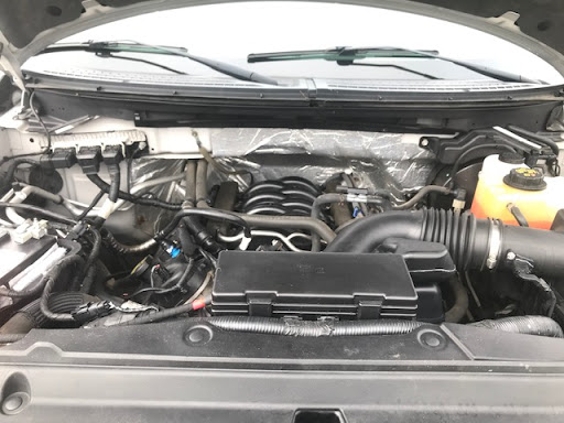 Car Detailing Service «Magic Shine Hand Carwash & Detail shop», reviews and photos, 546 Snyder Ave, Barberton, OH 44203, USA