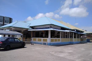 Masjid Jamek Kg Kenangan Tun Dr. Ismail (1) image
