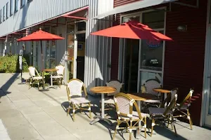 Nina's Cafe image