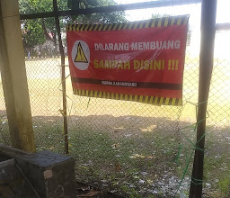 Lapangan Karangwaru SMA N 4 Yogyakarta photo
