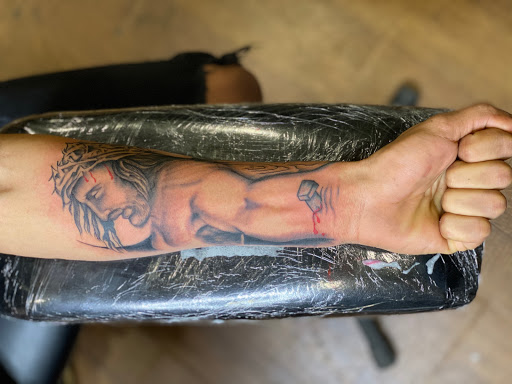 Tattoo Shop «Baby Blue», reviews and photos, 618 University Blvd E # 4, Silver Spring, MD 20901, USA