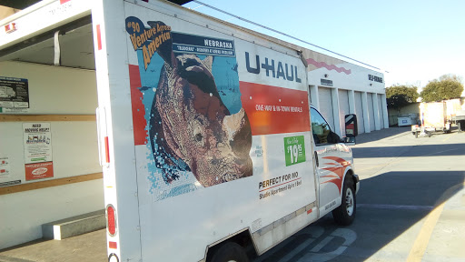 Truck Rental Agency «U-Haul Moving & Storage of Thornton», reviews and photos, 4833 Thornton Ave, Fremont, CA 94536, USA