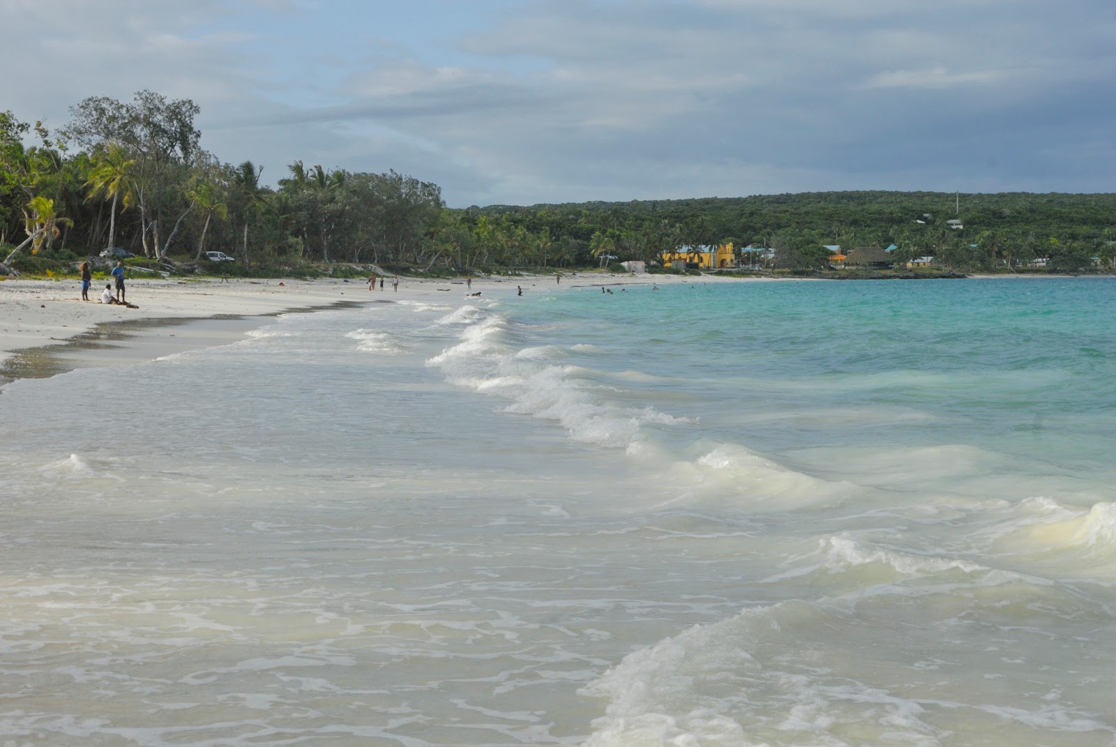 Luecila Beach photo #9