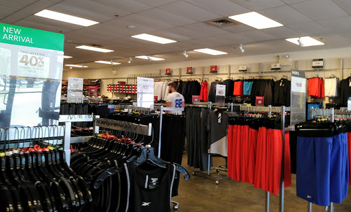 Shoe Store «Reebok Outlet», reviews and photos, 121 Outlet Square, Hershey, PA 17033, USA