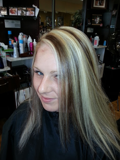 Hair Salon «Mayfair Hair & Nail Salon», reviews and photos, 104 Cochrane Plaza, Morgan Hill, CA 95037, USA