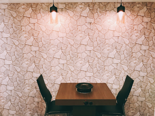 香香石頭火鍋 七賢店