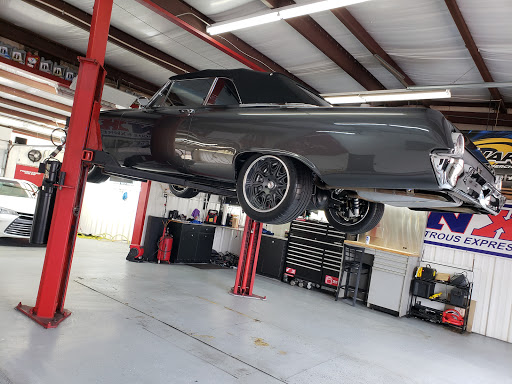 Premier Finish Detail Shop en Mustang