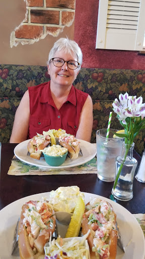 Gourmet Grocery Store «Green Turtle Market», reviews and photos, 855 E Eau Gallie Blvd, Satellite Beach, FL 32937, USA