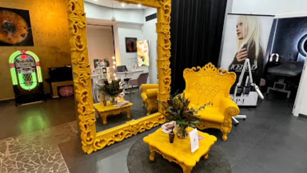 Miami Nails Lounge Geneva, AL Spain Services, Reviews, Hours and