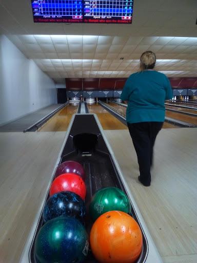 Bowling Alley «Tell City Bowling Center», reviews and photos, 322 IN-66, Tell City, IN 47586, USA