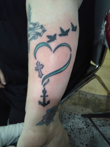 Tattoo and Piercing Shop «Black Hole Body Piercing & Tattoo», reviews and photos, 12550 SW 1st St, Beaverton, OR 97005, USA