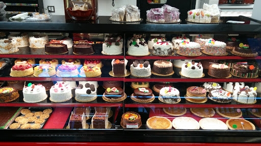 Italian Grocery Store «Salpino Italian Food Market & Catering», reviews and photos, 1540 Newbridge Rd, North Bellmore, NY 11710, USA