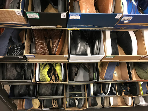 Shoe Store «DSW Designer Shoe Warehouse», reviews and photos, 1650 Airport Blvd #350, Pensacola, FL 32504, USA