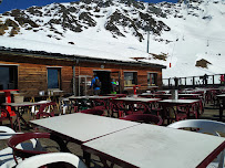Atmosphère du Chalet des Oudis - bar Restaurant d'altitude à Les Adrets - n°1